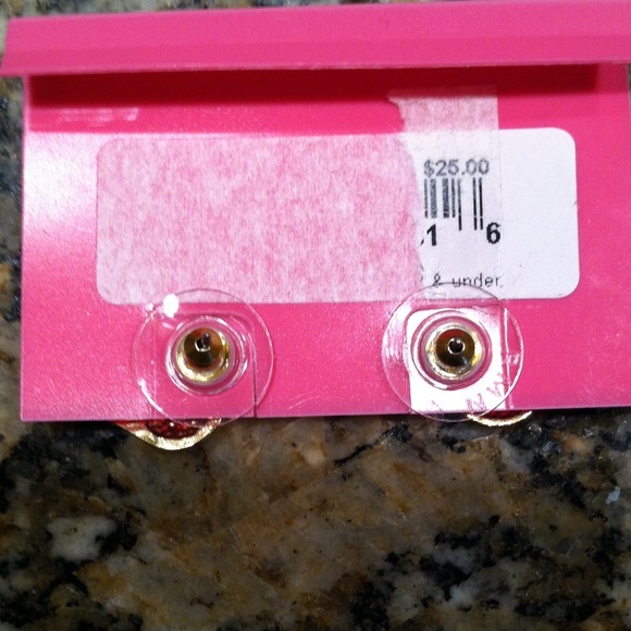 🎯SOLD🎯Betsey Johnson Earrings - Picture 3 of 3