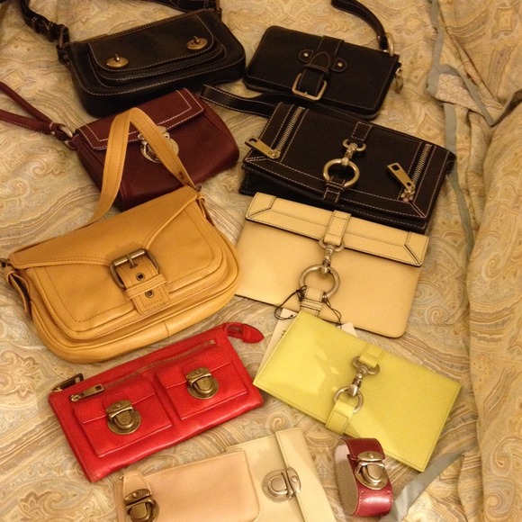 16 Marc Jacobs items - will be listed soon!