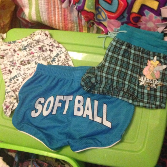 Comfy shorts bundle💚