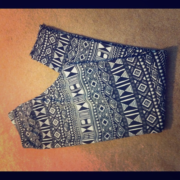 Tribal Print Leggings