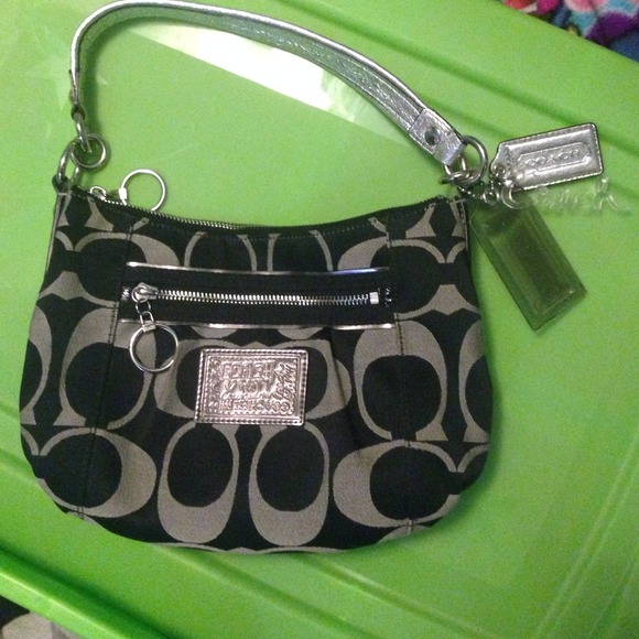 🎉HOST PICK🎉🌟REDUCED!!!🌟 Authentic coach purse!