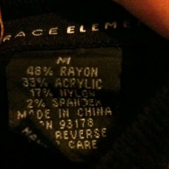 Cardigan, black sweater with buttons - Picture 2 of 2