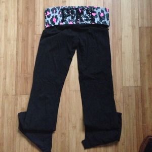 VS PINK yoga pants