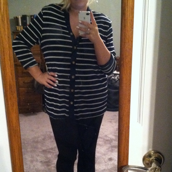 ❌Bundled❌Navy and white striped cardigan! - Picture 2 of 2