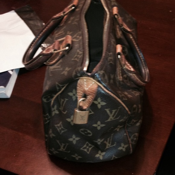 💯 authentic! Louis Vuitton speedy 25