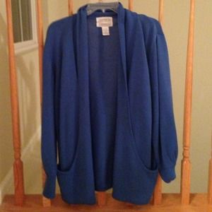 💙sold in bundle💙Oversized cardigan