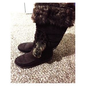 Eskimo brown boots