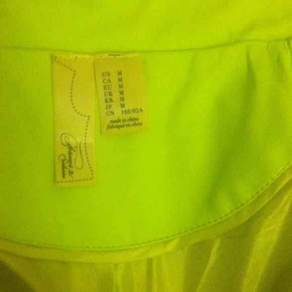 Forever 21 Lime Green Vest - Picture 3 of 4