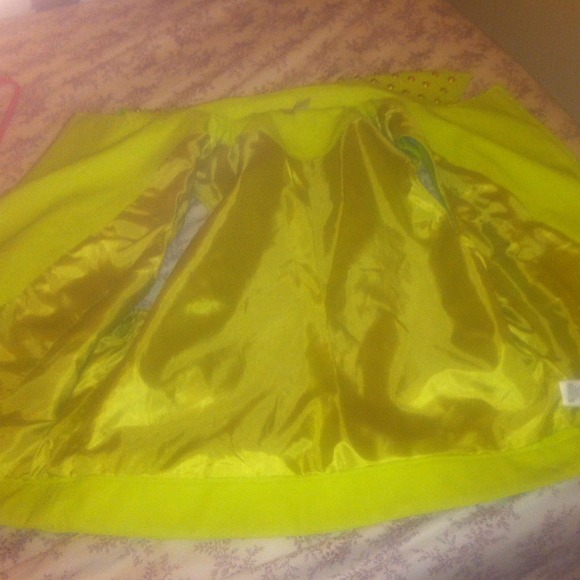 Forever 21 Lime Green Vest - Picture 4 of 4