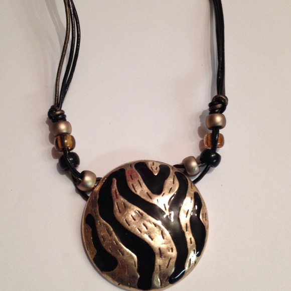 Zebra style necklace