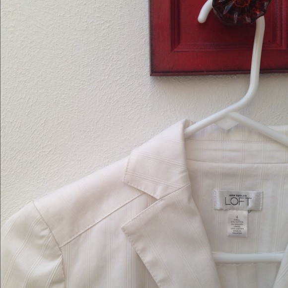 White subtle pinstripe Anne Taylor LOFT blazer