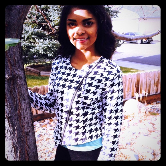 💫🌟 Black and white jacket 🌟💫