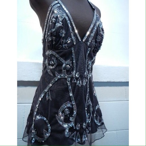 🚫SOLD🚫Arden B grey Sequin Halter Top