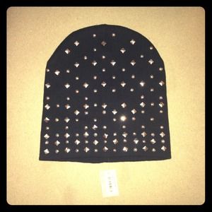 🔥Feminine Studded Skully Hat🔥
