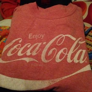 Traded 💕 Vintage coca cola crew neck