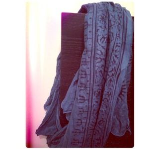 World Market Print Scarf❌bundle❌