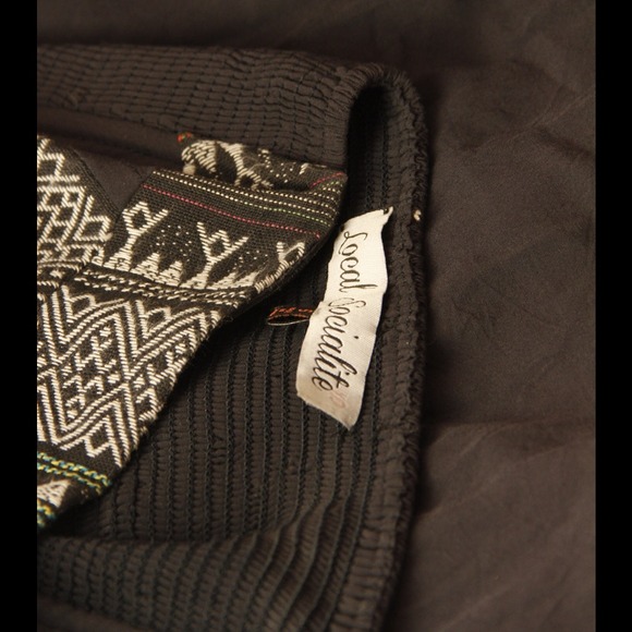 *SOLD* Navy Blue Tribal Top high low dress - Picture 3 of 4