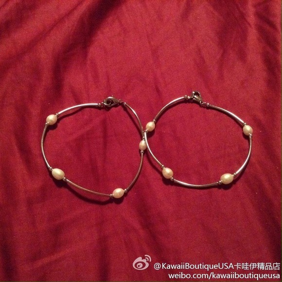 Pearl bracelets 💯Authentic
#A1, #A2