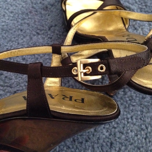 Slightly used shoes - Picture 4 of 4