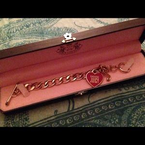 💖 Juicy Couture 💖 heart charm bracelet