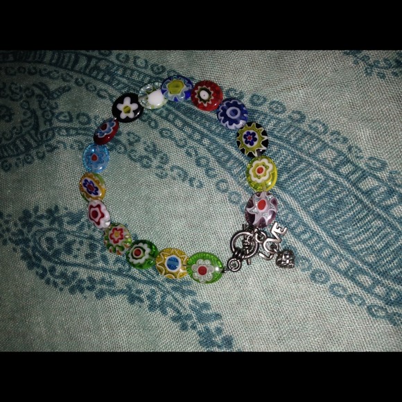 🌺 Glass Bead Bracelet 💐 - Picture 1 of 1