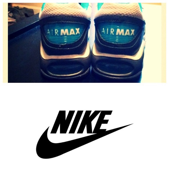 ON HOLD❗️REDUCED✨Nike air max