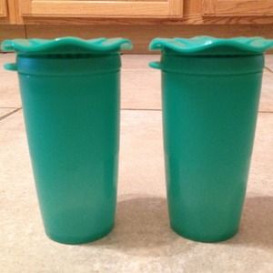 Tupperware salt and pepper shakers