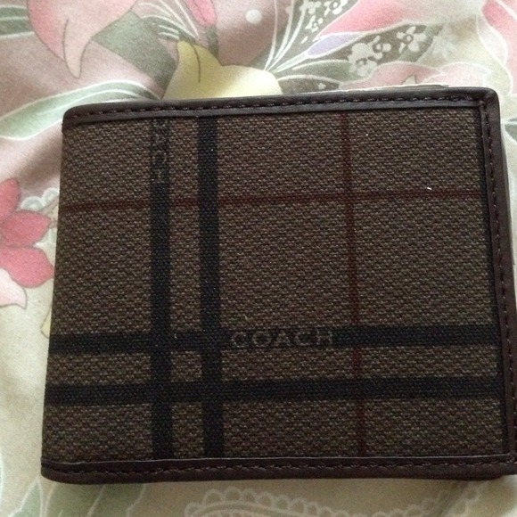 Sold  for faily19 !Coach men wallet