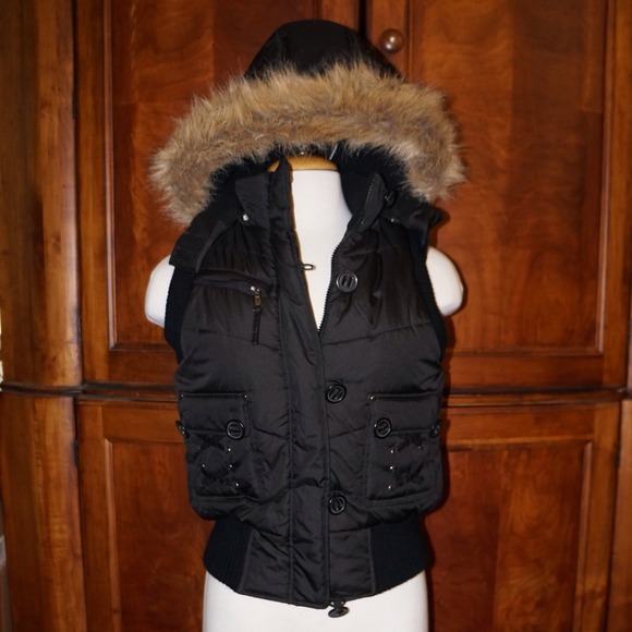 Dollhouse Jackets & Blazers - Juniors Dollhouse hooded vest