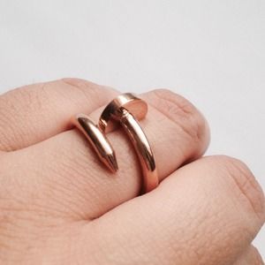 Rose gold Nail Ring in size 7