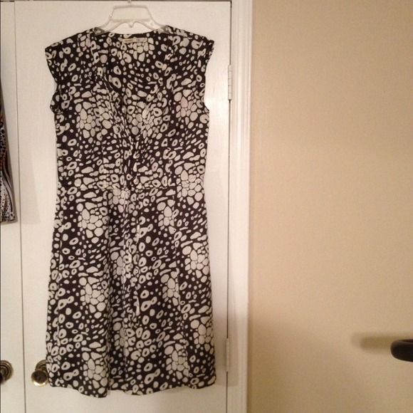 Silk like fabric... Navy and white...REDUCED!!