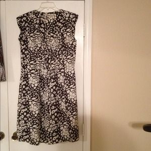 Silk like fabric... Navy and white...REDUCED!!