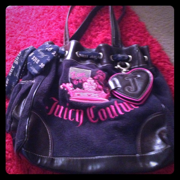 SOLD!!Beautiful gently used juicy couture