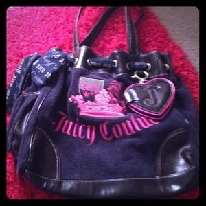 SOLD!!Beautiful gently used juicy couture
