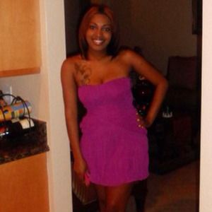 Beautiful purple strapless dress