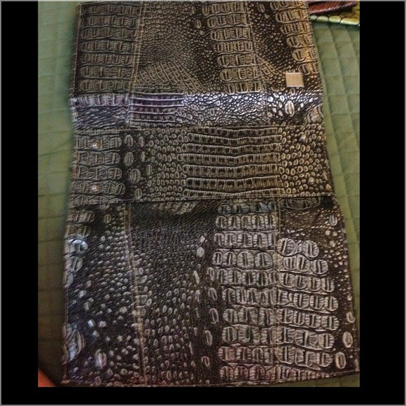 🚫Bundled🚫Pewter snakeskin classic Miche shell - Picture 2 of 3