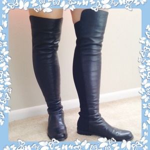 🔸🔹Stuart Weitzman black 5050 boots!