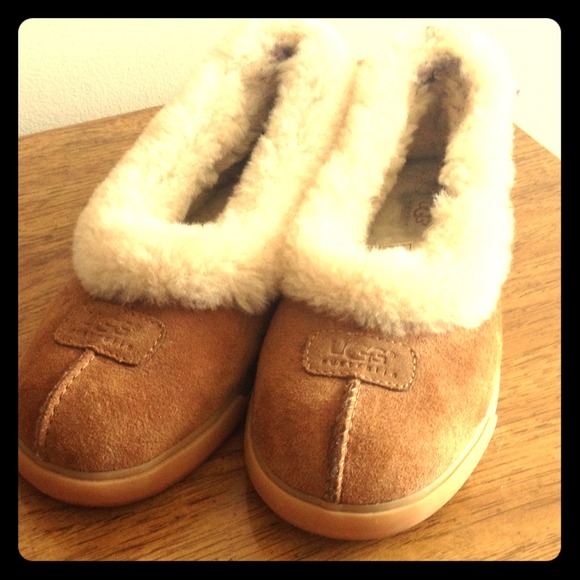 Ugg Rylan Slipper Size 8 women