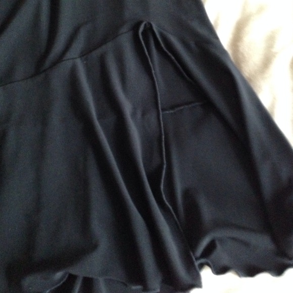 Black dress - Picture 2 of 4