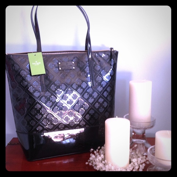 kate spade Handbags - ❤♠Authentic Kate Spade black patent leather bag♠❤❤
