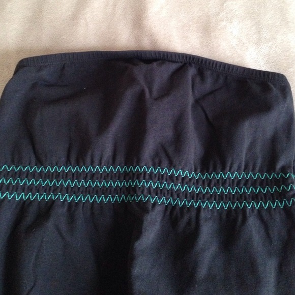 Roxy dress- Sold in a bundle - Picture 3 of 4