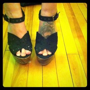 Size 10 - Black and brown shoes