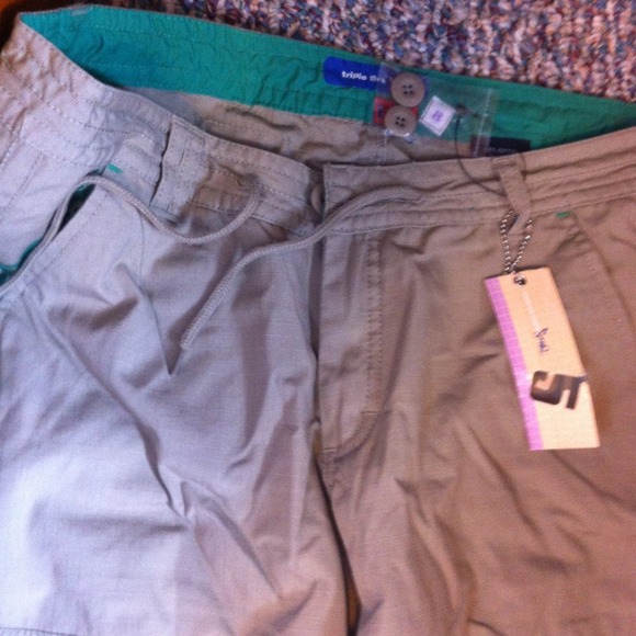 Triple five army green size 8 pants.  Nwt. - Picture 3 of 4