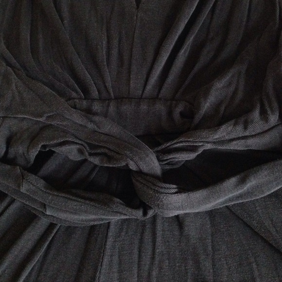 Black dress- bundle - Picture 3 of 4