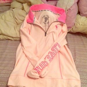 Vs pink tags sweater