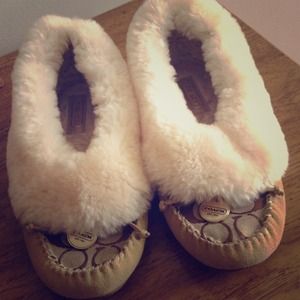 Coach slippers, suede, print, fur, and fun! 7.5