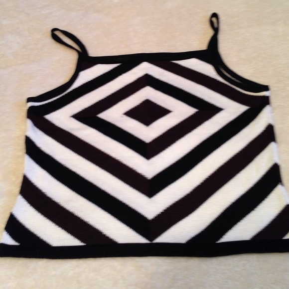 Knit skinny strap top ! - Picture 1 of 2