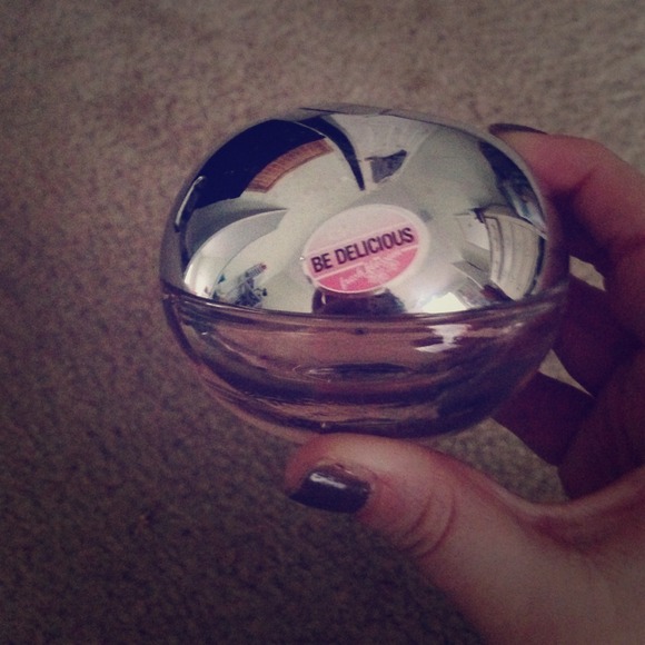 DKNY BE DELICIOUS FRESH BLOSSOM