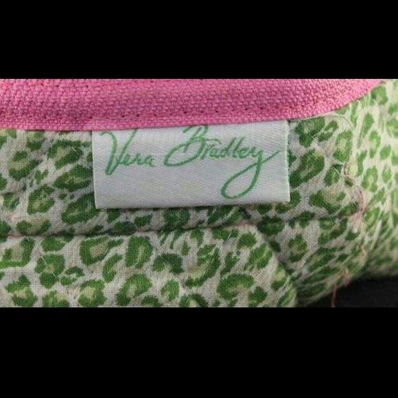 SOLD IN BUNDLE - Cute Vera Bradley Petal Pink Mini - Picture 3 of 3