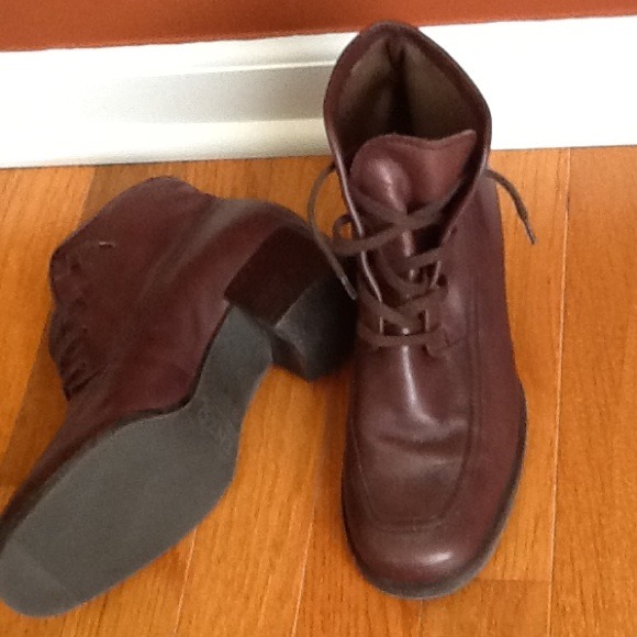 Enzo Boots - Picture 1 of 2